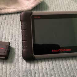 AUTEL MaxiCOM MK808BT Tablet