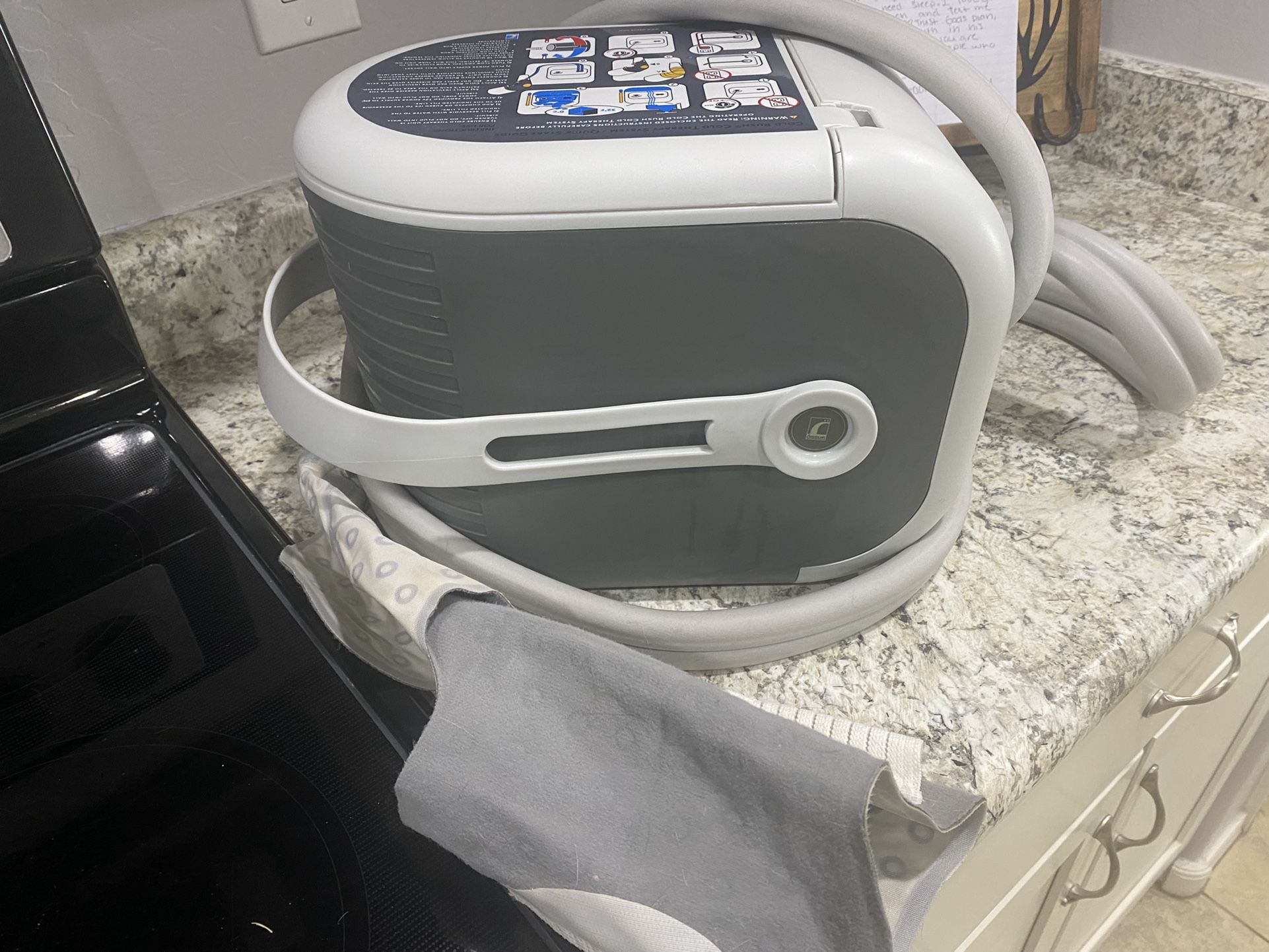 ice box circulation machine for post surgery or general icing purposes