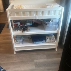 Changing Table W/changing Pad 