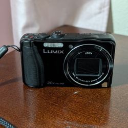 Lumix DMC-ZS25 