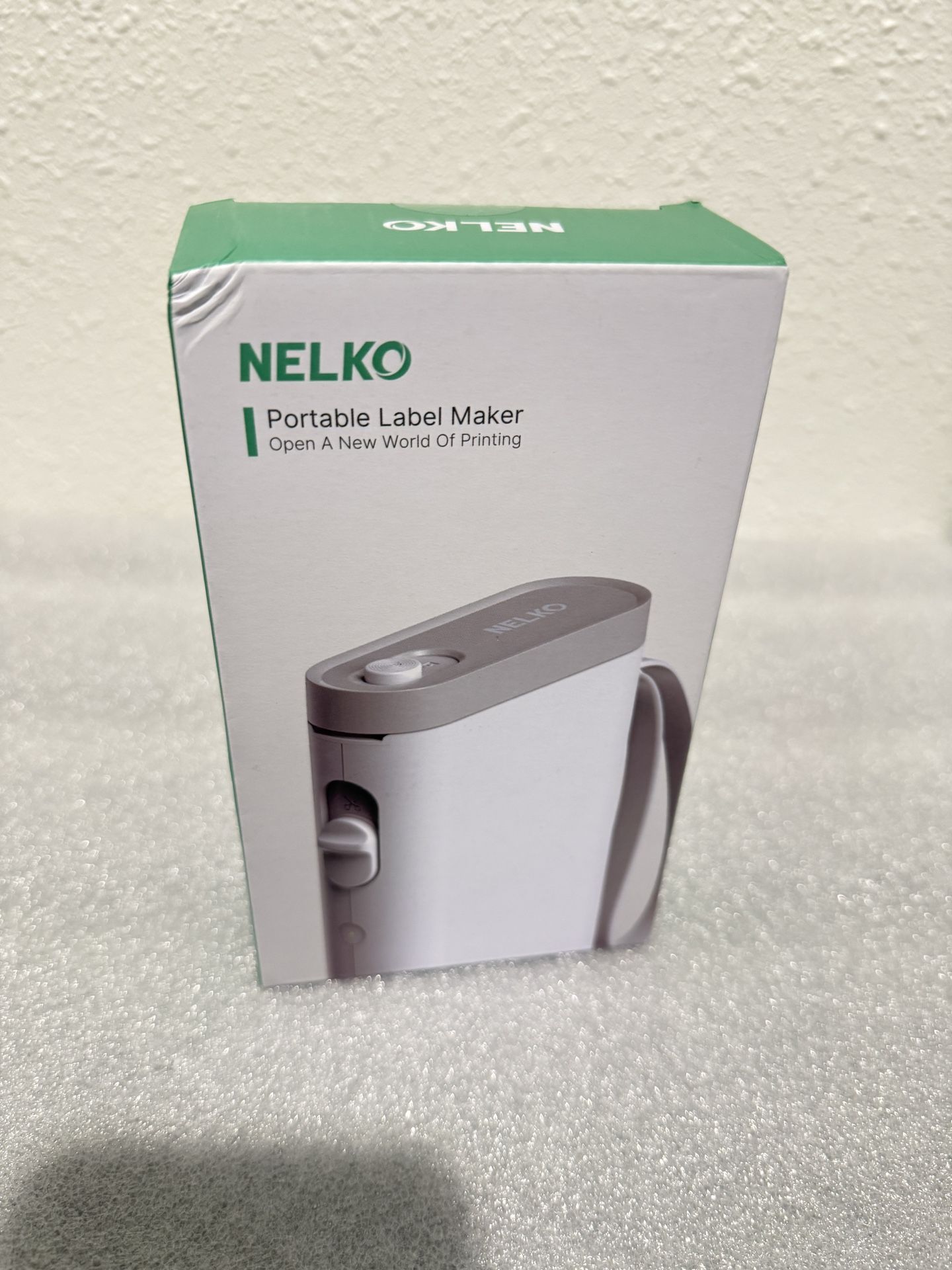 Nelko Label Maker Machine with Tape, P21 Bluetooth Label Printer with 3 Tapes, Wireless Mini Label Makers with Multiple Templates Icon Font Custom for