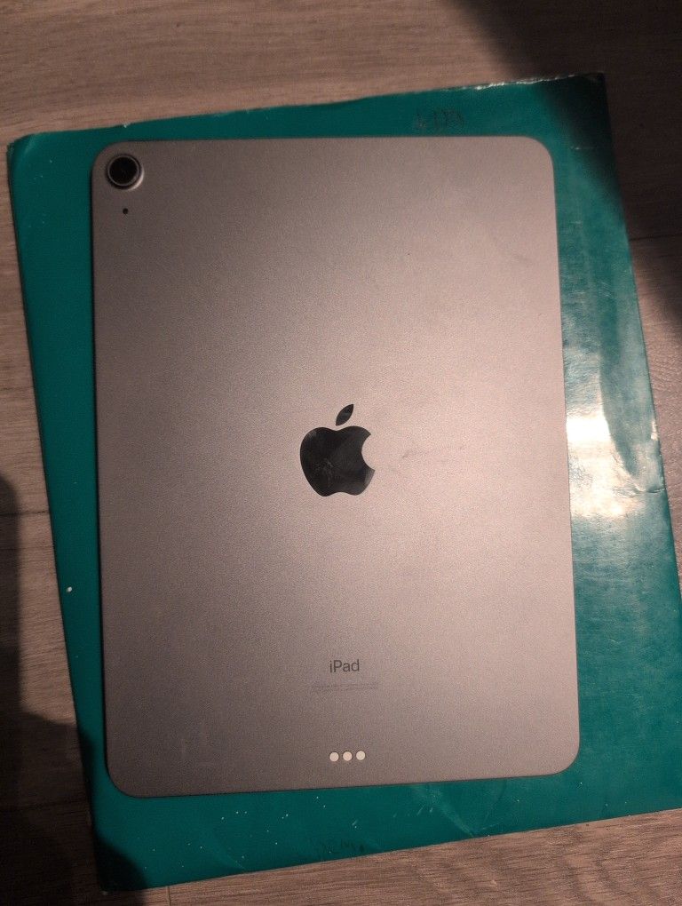 Apple iPad A2316 (4th Gen)