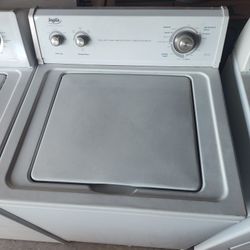 Inglis By Whirlpool Cooperation Heavy Duty Topload Washer With Agitator 