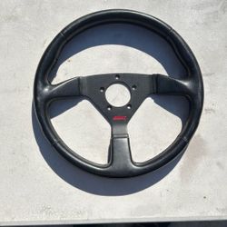 14” Grant Steering Wheel With Adapter