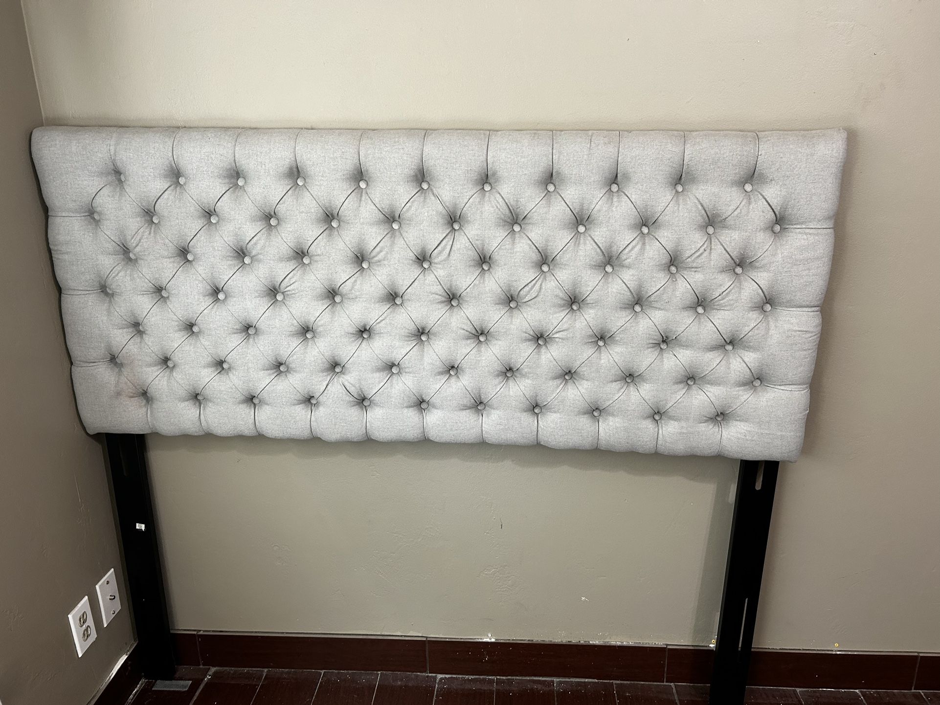 Full Size Headboard for Sale in Bakersfield, CA OfferUp