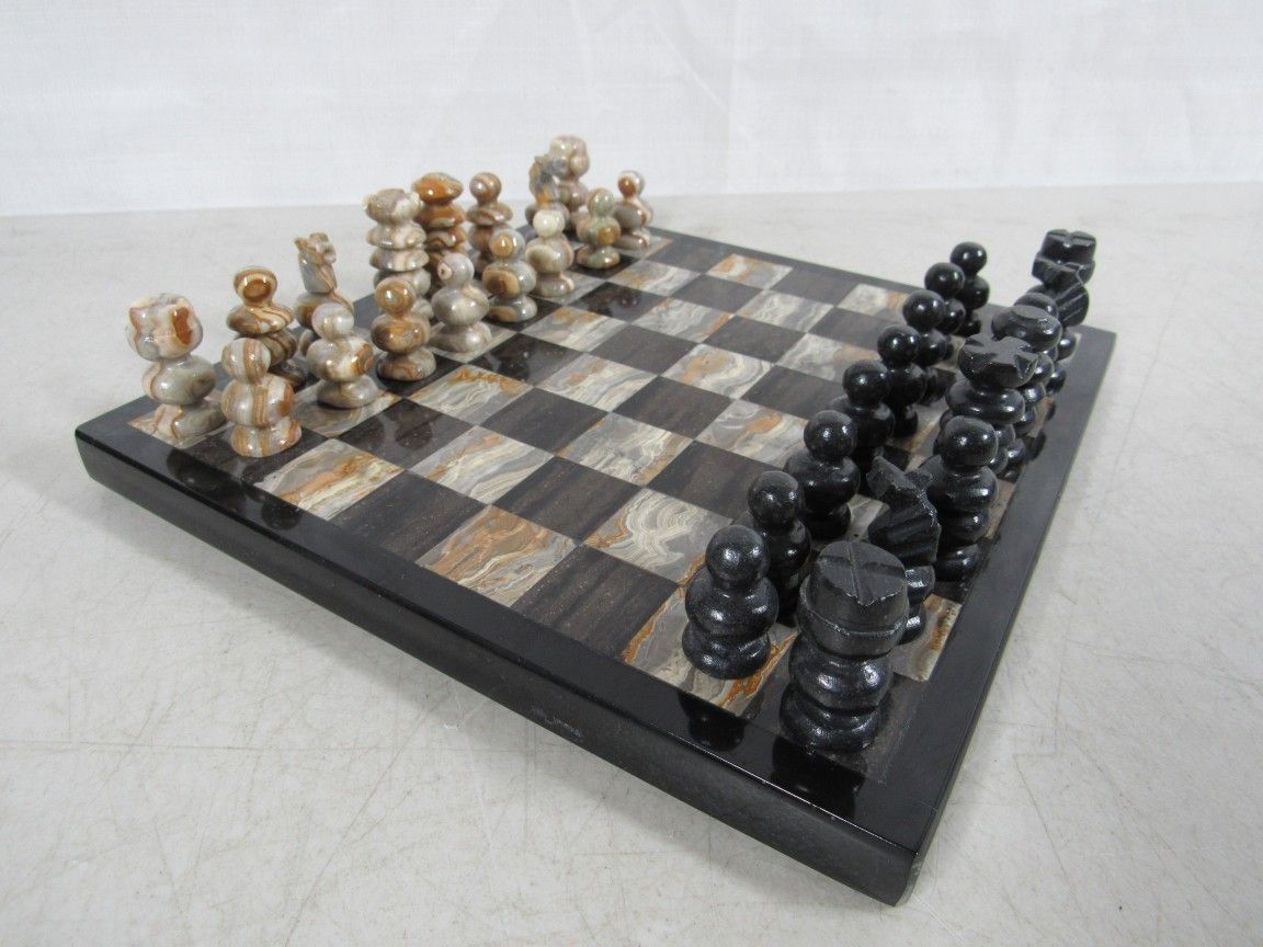Onyx Chess Set Mulicolored & Marble Chess Board Complete