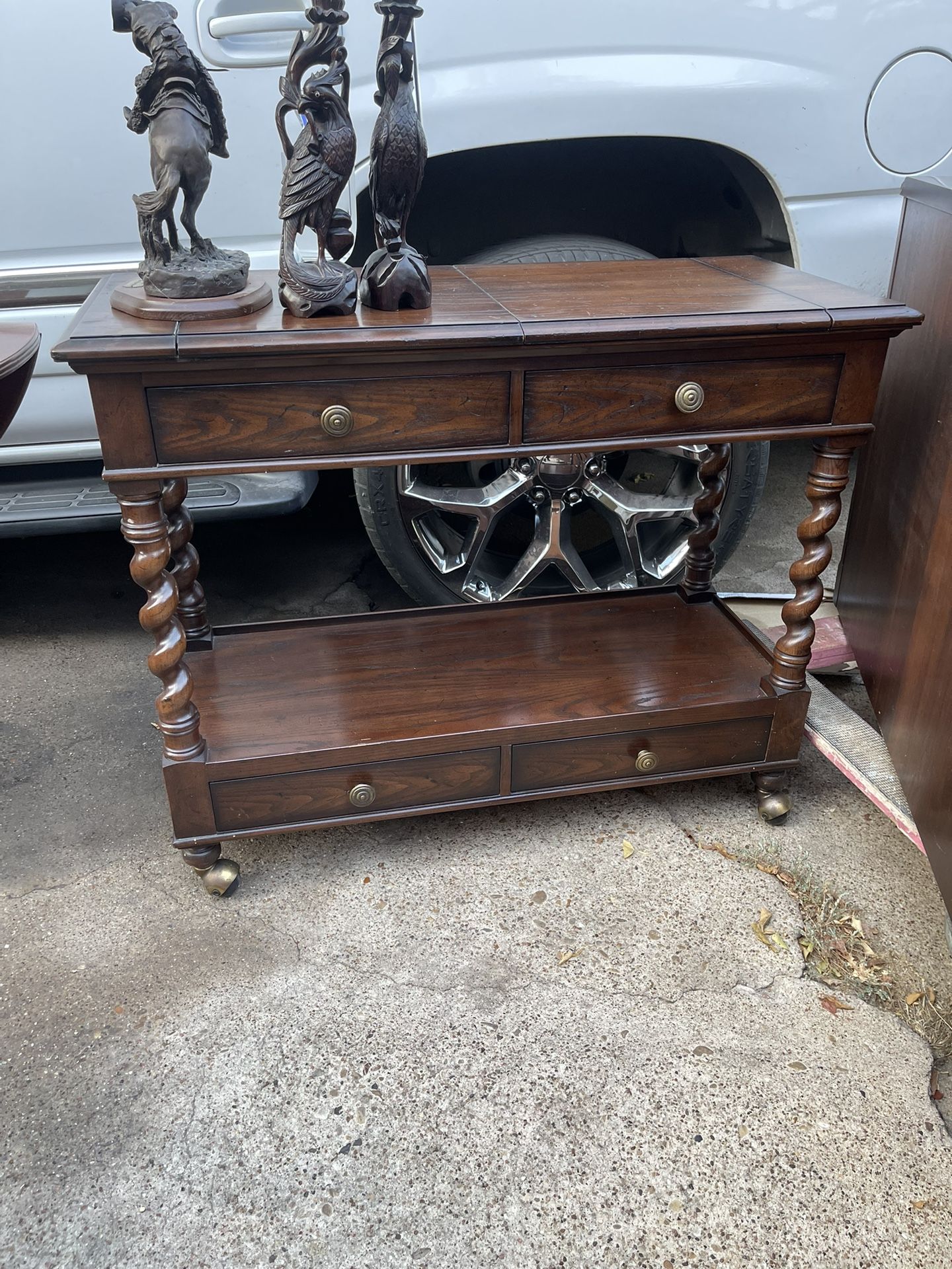 Henredon Four Centuries English Oak Barley Twist Flip Top