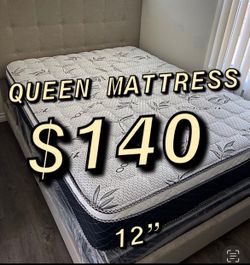 Queen size pillow top mattress