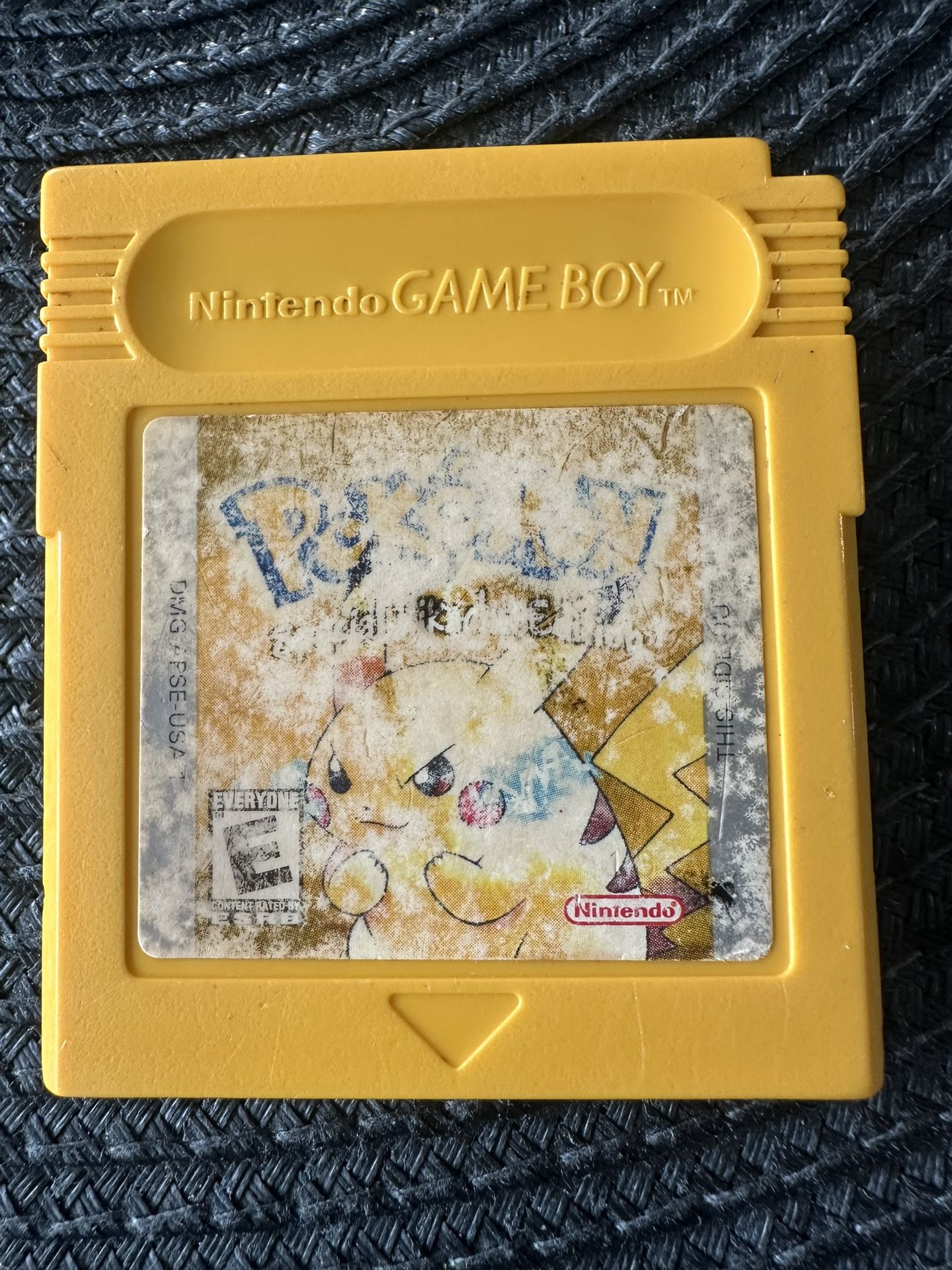Pokemon: Yellow Version Nintendo Game Boy Color, 1999, Special Pikachu Edition