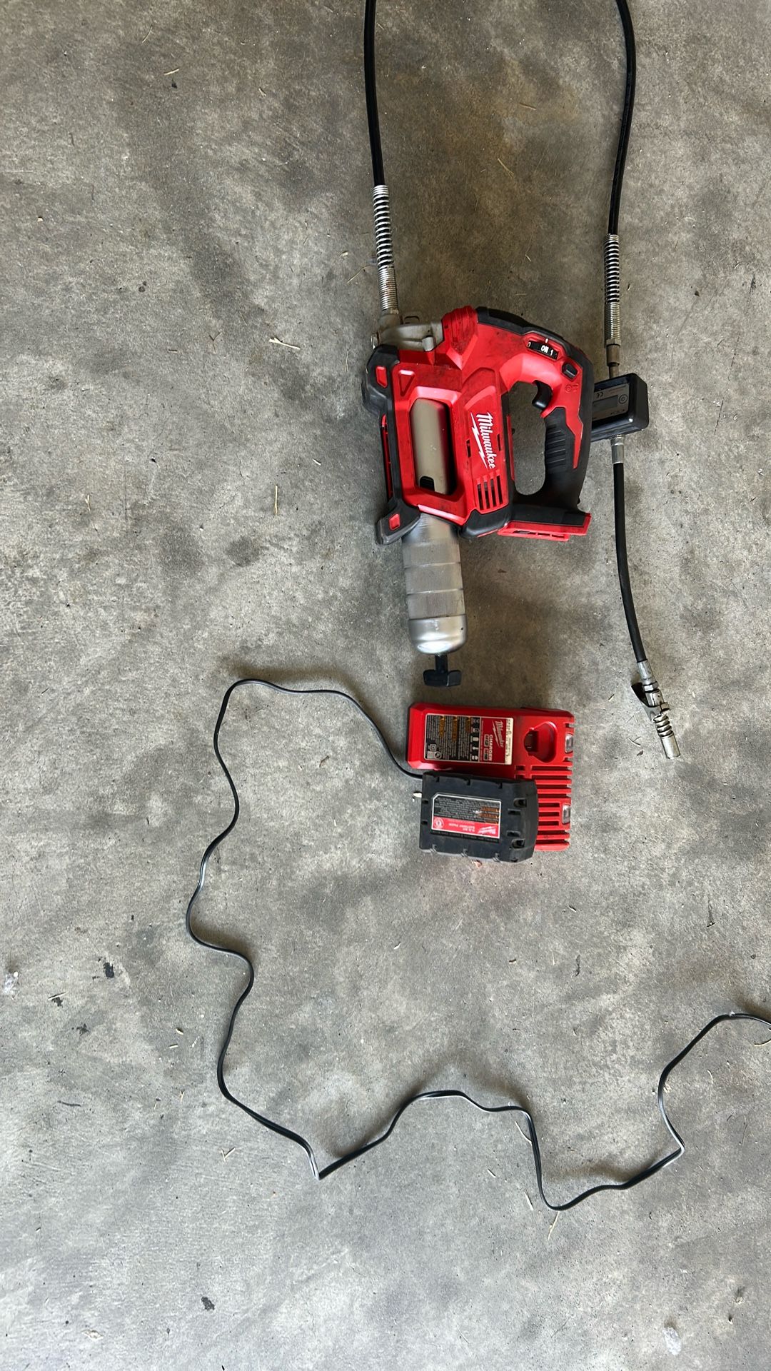 Milwaukee Battery Operated Grease Gun