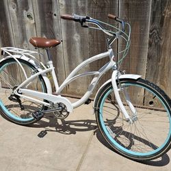 26" Schwinn Beach Cruiser 