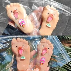 Big tongue and big feet pinch fun decompression toy