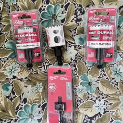 Brand New Milwaukee Hole Saw Bits 7/8, 1& 1/2, 1&3/4, And 2 Inch 