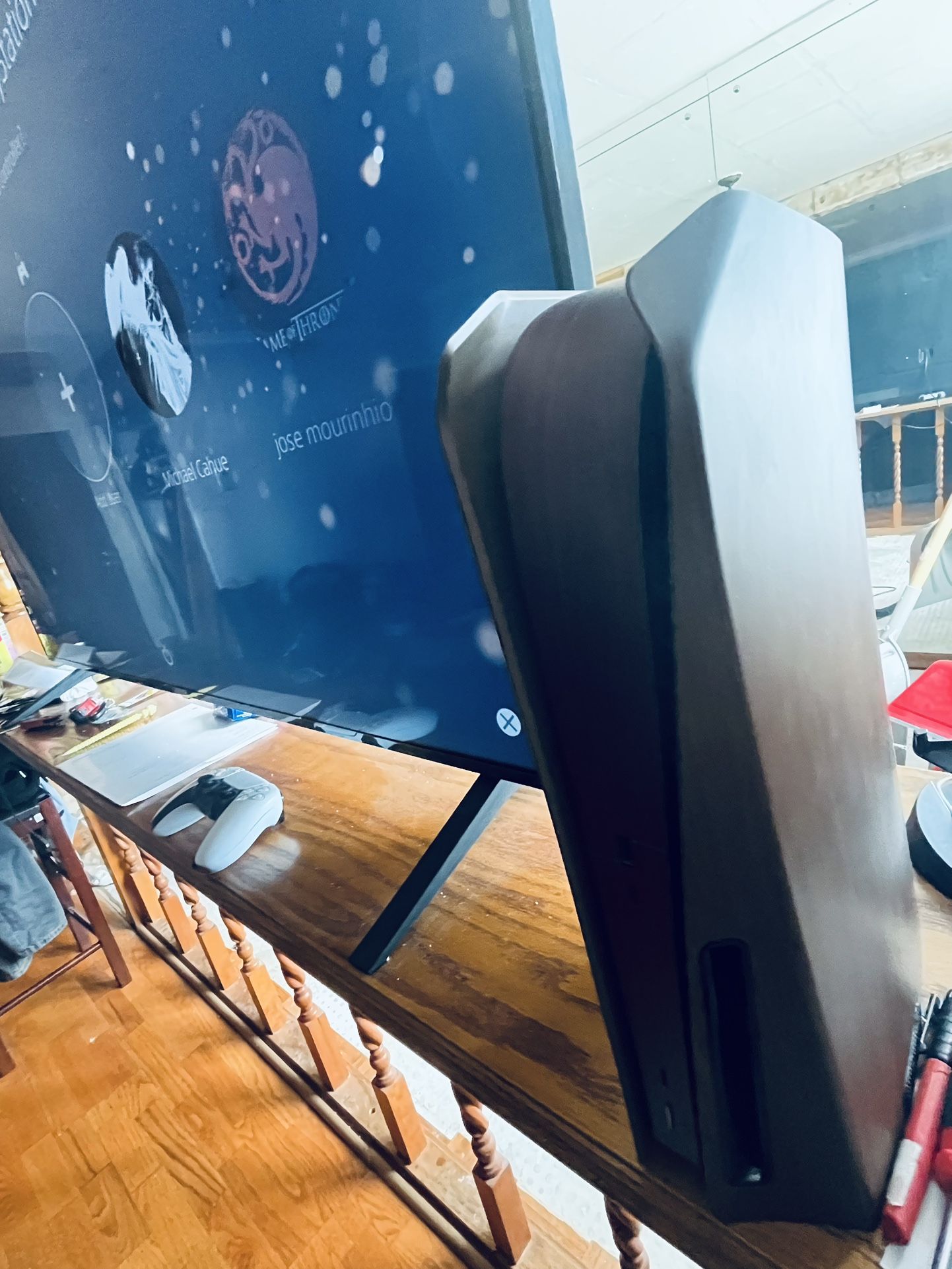 Ps5 And 70” LG UHD Smart Tv Convo