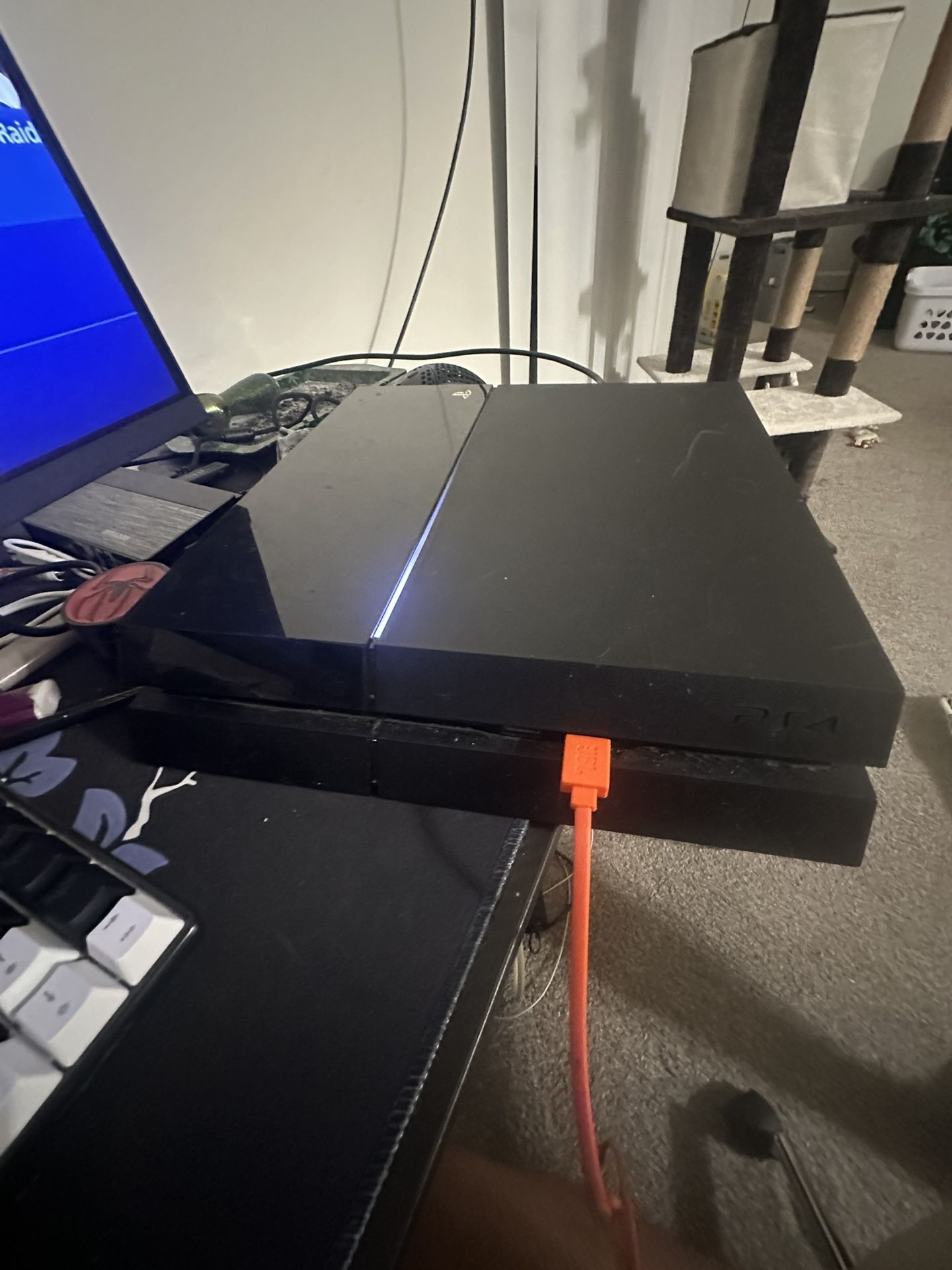 PS4