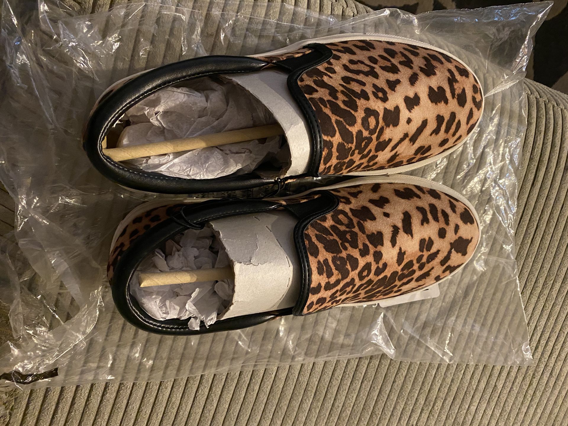 Brand new Women’s slip-on shoes size 7 1/2 wide
