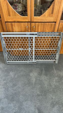 Gate