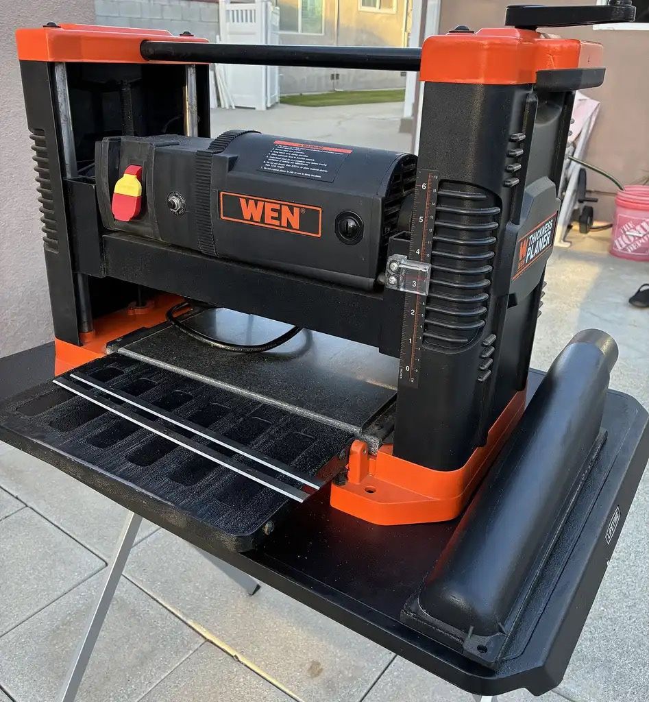 WEN 12.5" Thickness Planer