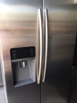 Samsung stainless steel refrigerator