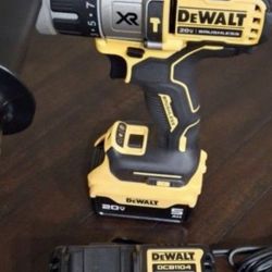 Brand New Dewalt 20v Xr Brushless 3-Speed Hammer Drill Power Detect And 5.0 Battery And Charger $200 FIRM 