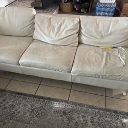 Free Sofa 