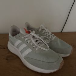 Adidas Swift Runs Size 8