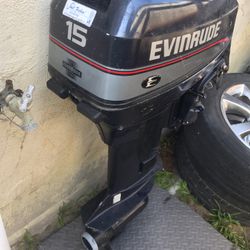 Evinrude 15hp Motor 