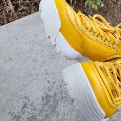 Fila disruptor size best sale 4