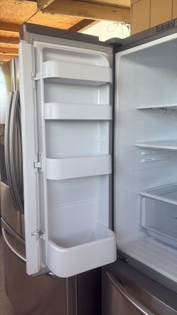Nice refrigerator  3 months warranty