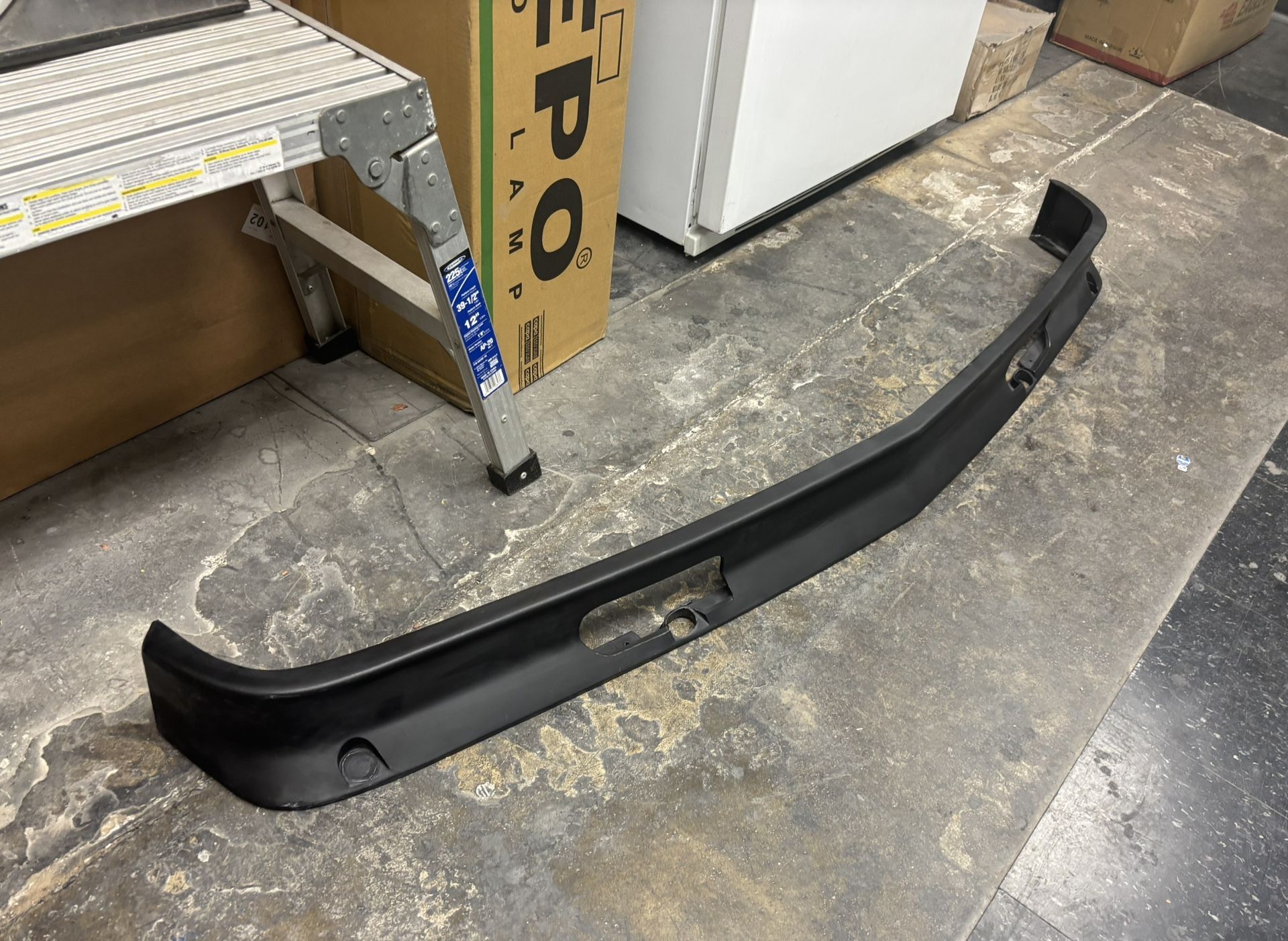 88’ - 98’ Chevy GMC C/ K Pickup SUV - Front Air Valance Deflector with Tow Hook