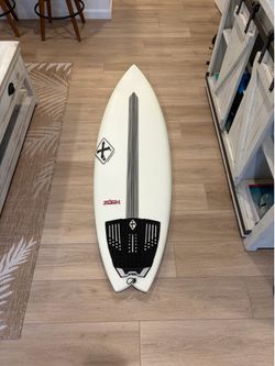 Xanadu 5’8 Fish (Zogh) Surfboard