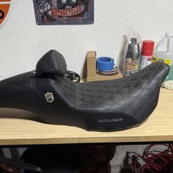 Saddlemen Pro Series SDC Performance Gripper Seat For Harley Touring 2008-2025