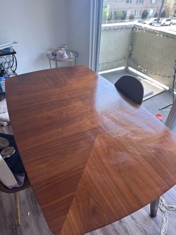 solid wood mahogany dining table