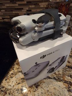 DJI Mini 4 Pro Fly More +