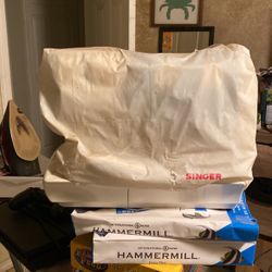 Singer Sewing Machine 