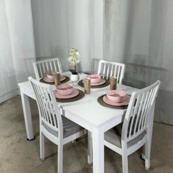 Extendable Kitchen Dining Table With 4 Chairs 