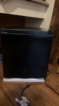 Mini fridge- one door