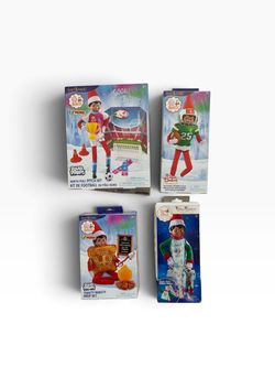 The Elf on the Shelf Polar Props and Clothing Set