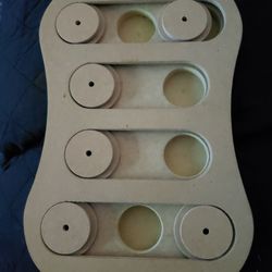 Seek-A-Treat Shuffle Bone Toy Puzzle 

