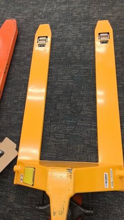Used Low Profile Hand Pallet Jack A-1010 | 2,200 lb Capacity