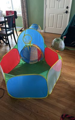 Kids Ball Pit And Tunnel 