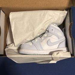 Jordan 1 Mid Cobalt Bliss/White Sz 4c