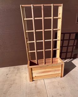 Handmade planter with trellis
