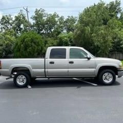 2001 Chevrolet LT 2500 HD CREW CAB V8 AC AUTO 6.0L GAS ONE OWNER