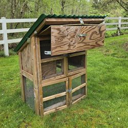 Rabbit Cage with roof & adjustable nighttime cover