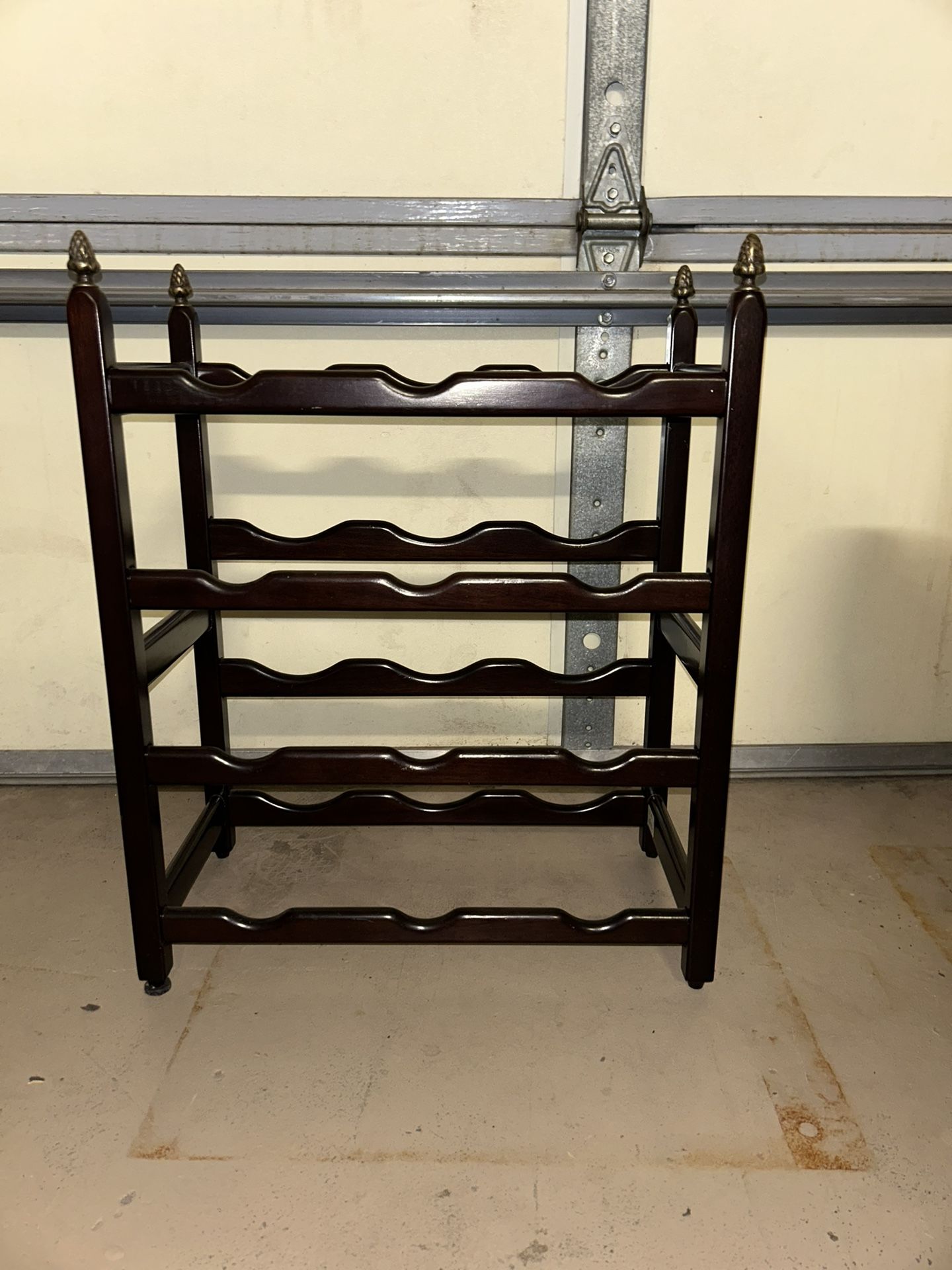 12 Bottle Wine Rack