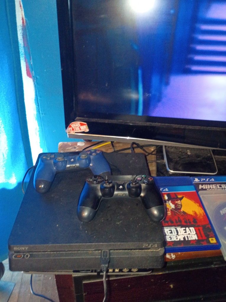PS4 With Games And Controller