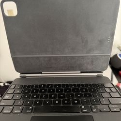 11 inch Magic Keyboard for IPad