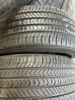 235-40-18 Goodyear