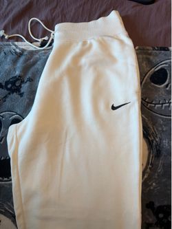 White Nike sweatpants